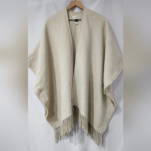 Beige Gold Womens Knit Poncho OSFM Wrap Fringe Boho Western‎ Festival Scandi - Picture 2 of 8